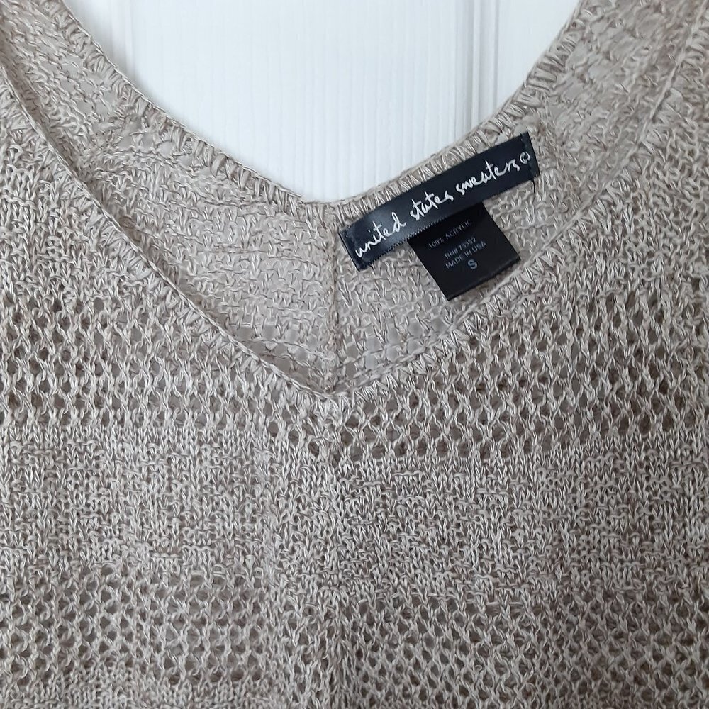 United States Sweaters Size Small Tan Lace Short Sleeve Sweater Top - Picture 2 of 4